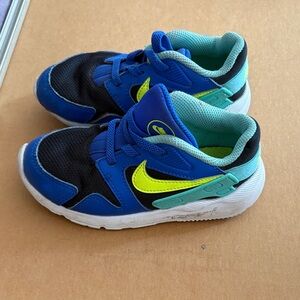 Nike Kids Sneakers in Blue, Black, and Yellow